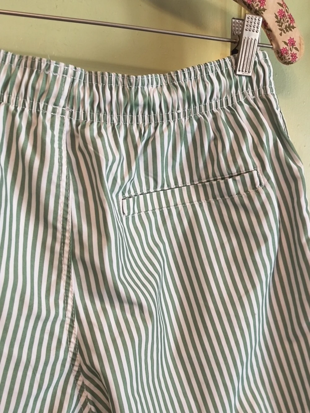 Men's H&M Green White Swim Trucks Bathing Suit Pool Beach Vacation Shorts 🩳 M